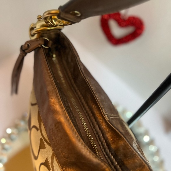 Coach Zoe signature canvas and leather shoulder bag - Picture 12 of 13